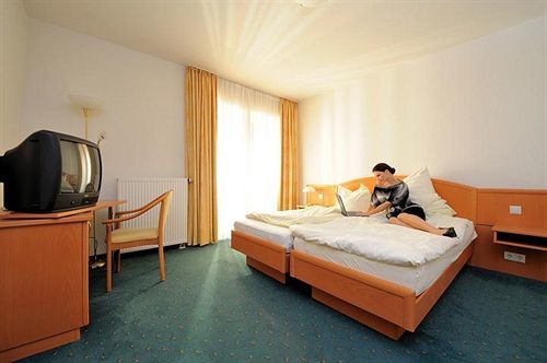 Wald-Cafe Hotel-Restaurant Bonn Exterior photo